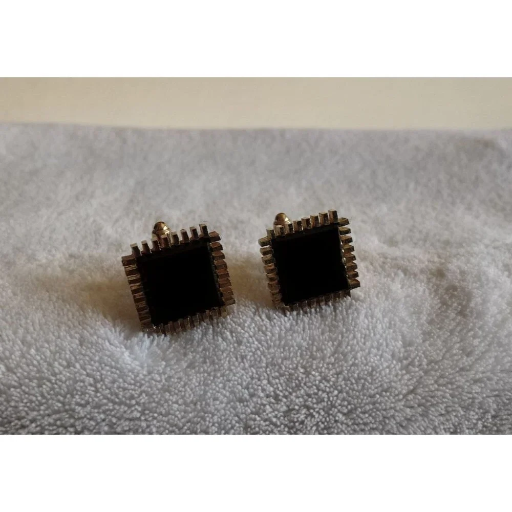 Swank Vintage Square Black Glass Stone Cufflinks Set Gold Tone 90s or earlier